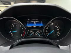 FORD Focus Titanium 1.0 EcoBoost Titanum Automatik