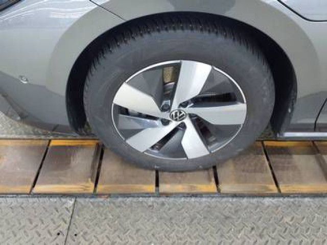 Volkswagen Passat Variant - Bild 8