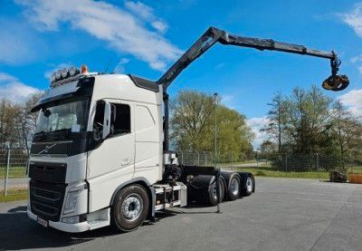 Fahrzeugabbildung Volvo FH 540 8x4 EU6 Retarder Lenk/Lift KESLA LK 9,4m