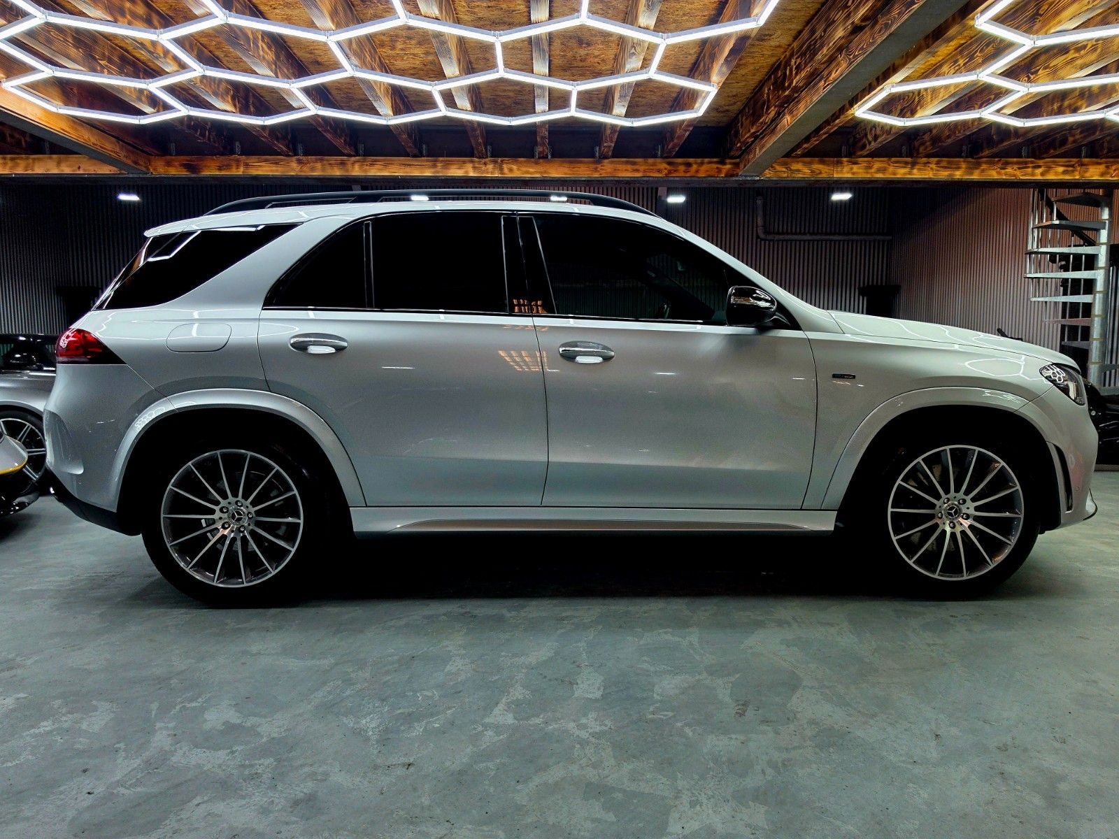 Mercedes-Benz GLE 350 4Matic AMG PANO BURMESTER 360° NIGHT KEY foto 7