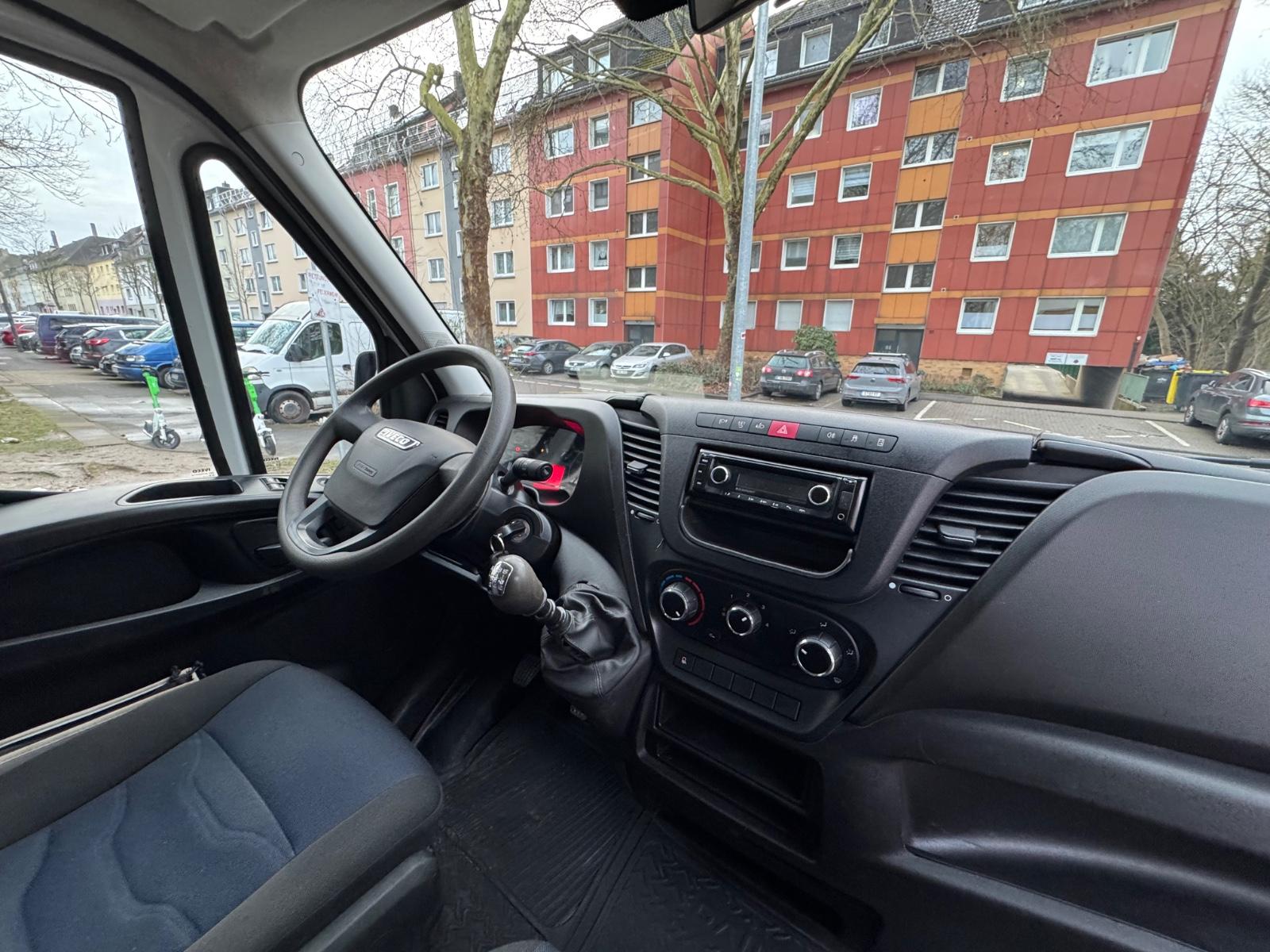 Iveco Daily Fahrgestell Doppelkabine 35 S Pritsche/99