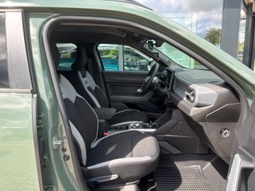 Dacia Duster hybrid 155 Journey