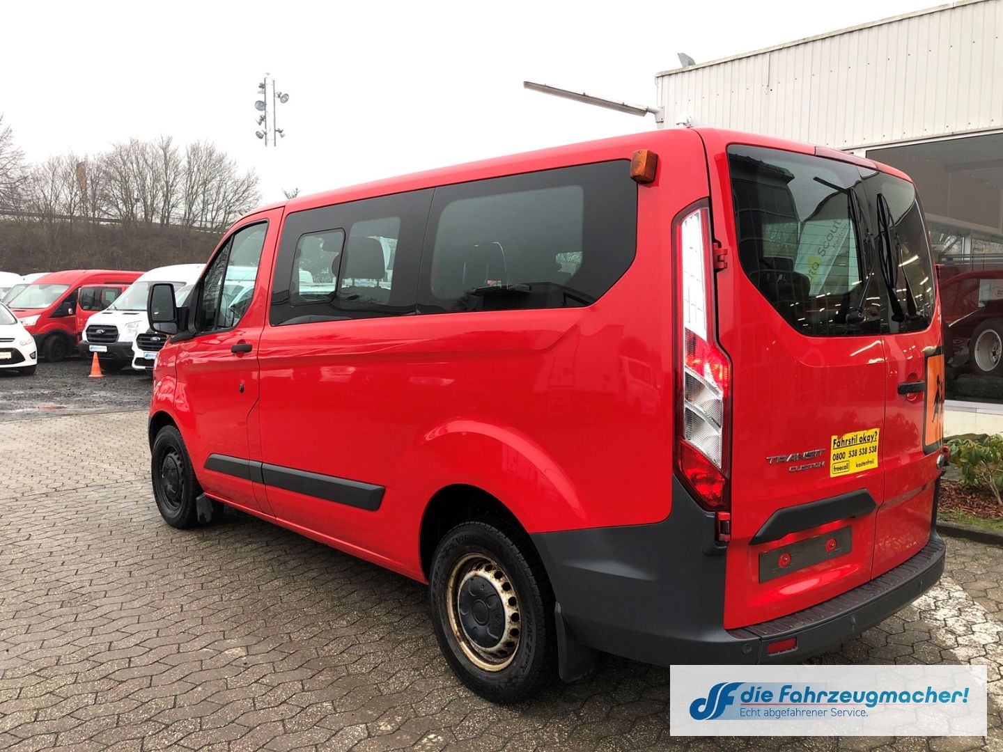 Fahrzeugabbildung Ford Transit Custom Kombi 300 L1 2.2 TDCi *1871