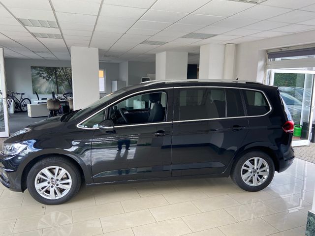 Volkswagen Touran Highline, 7-Sitzer, Frontscheibenheizung