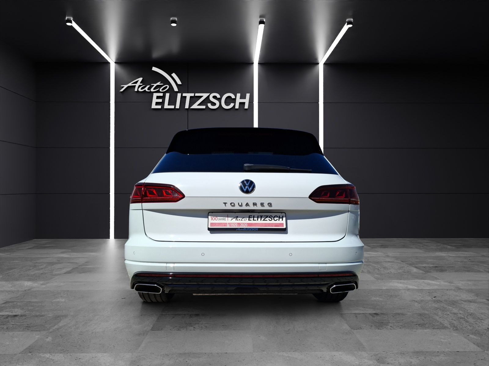 Fahrzeugabbildung Volkswagen Touareg TDI R-Line 4M Matrix AHK Pano Leder Luft