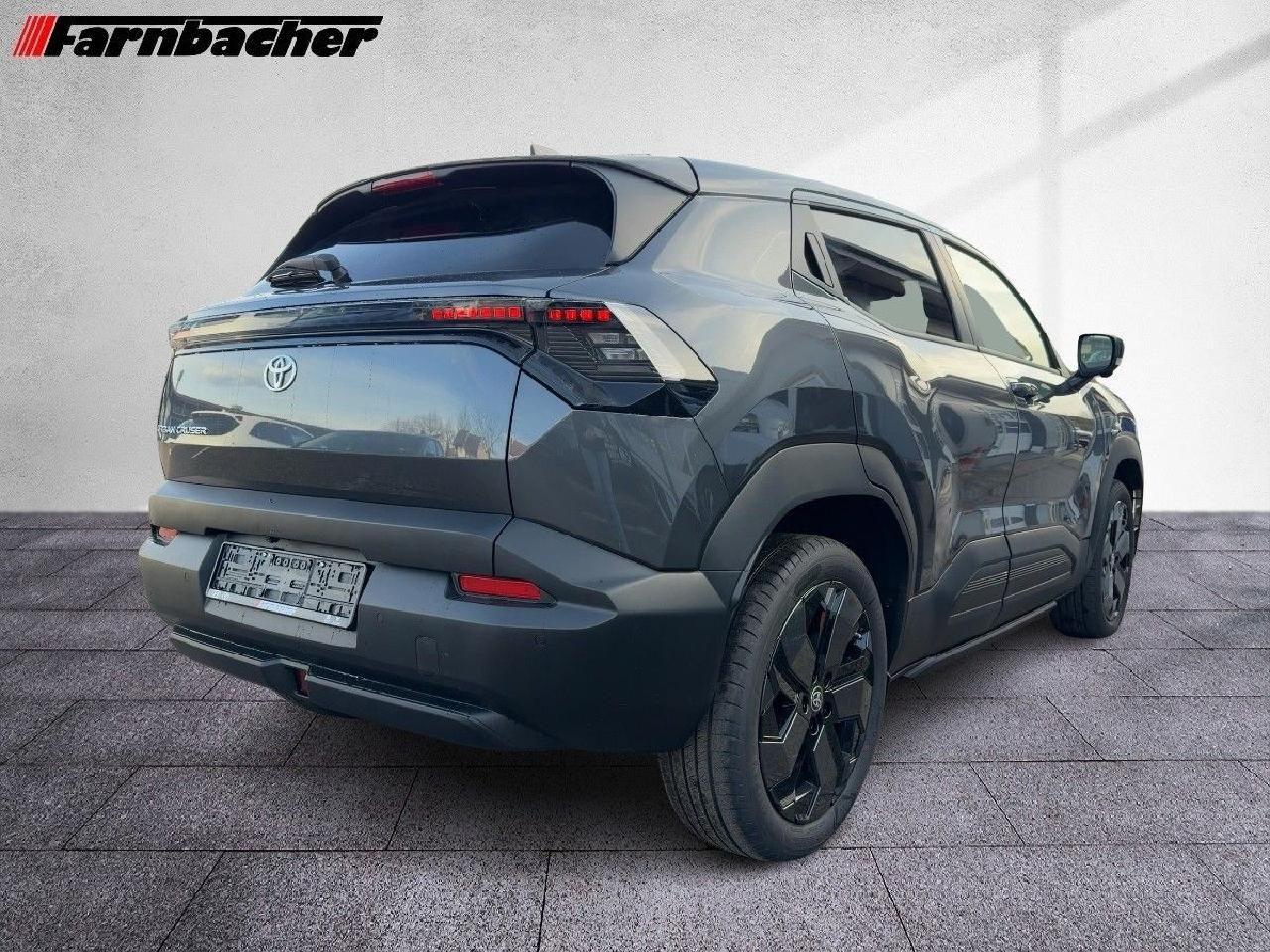 Fahrzeugabbildung Toyota Urban Cruiser FWD Lounge 61kWh Panorama*
