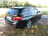 BMW 330d xDrive Touring Advantage Automatic Adva... - BMW 330: Kombi