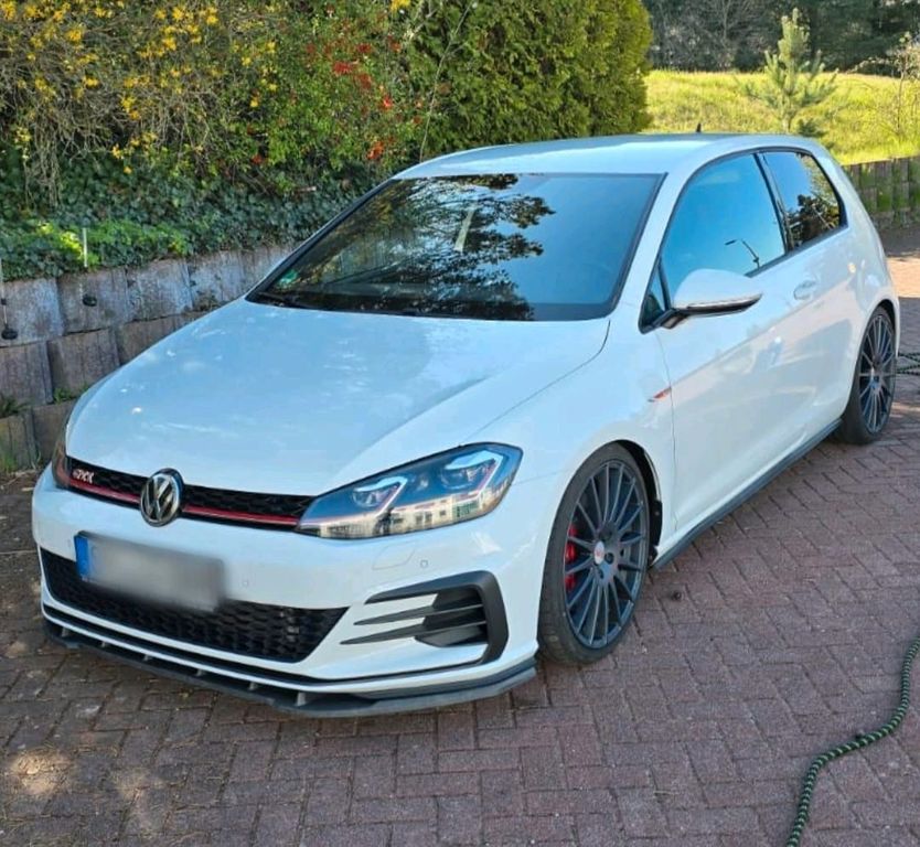 Image of Volkswagen Golf