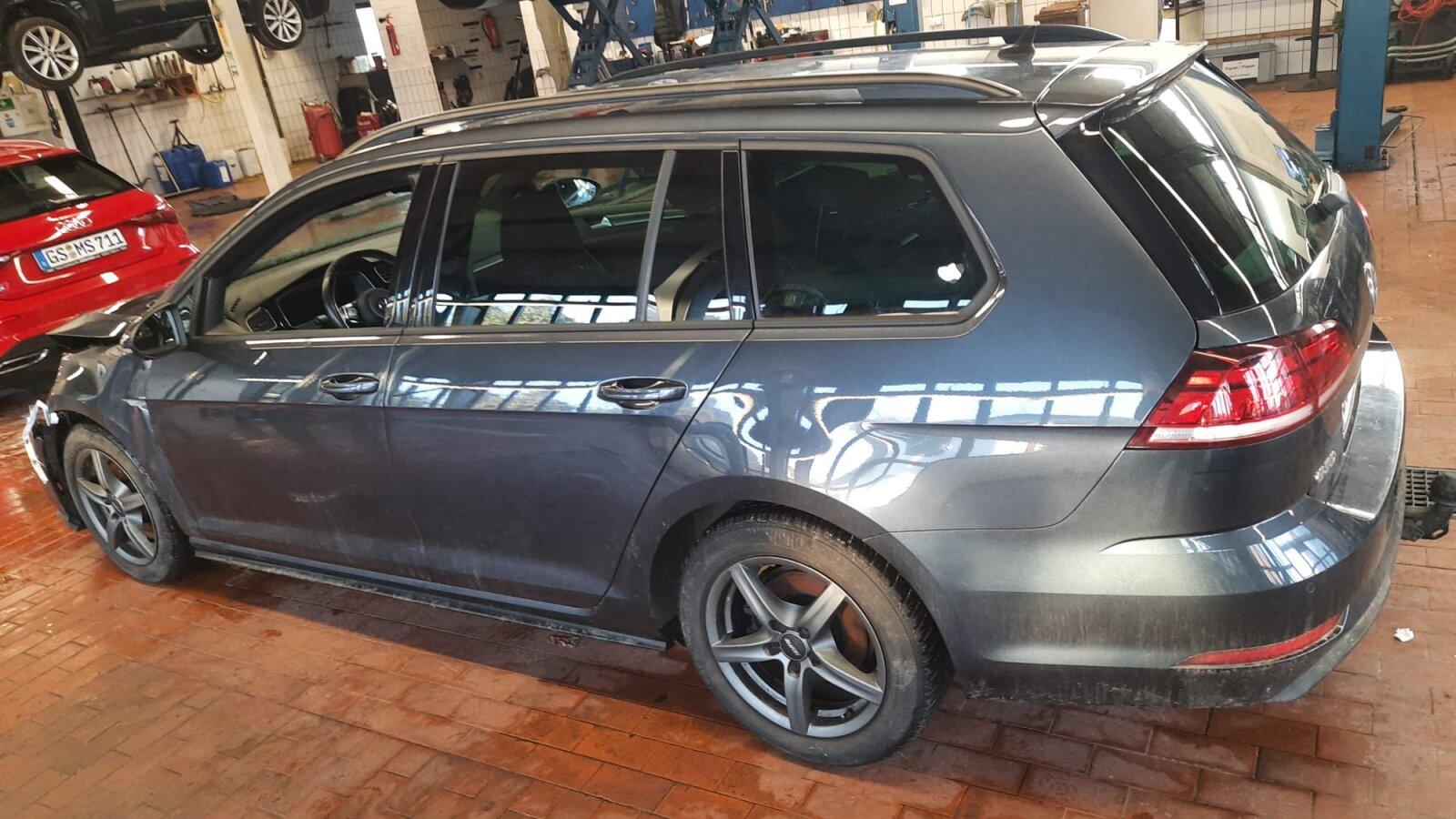 Volkswagen Golf VII Variant 2.0 TDI GTD DSG Unfallfahrzeug