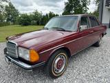 Mercedes-Benz 300 - Autos aus dem Jahr 1980