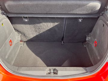 Fahrzeugabbildung Opel Corsa E Active Sitzheizung/Parkpilot/Klima