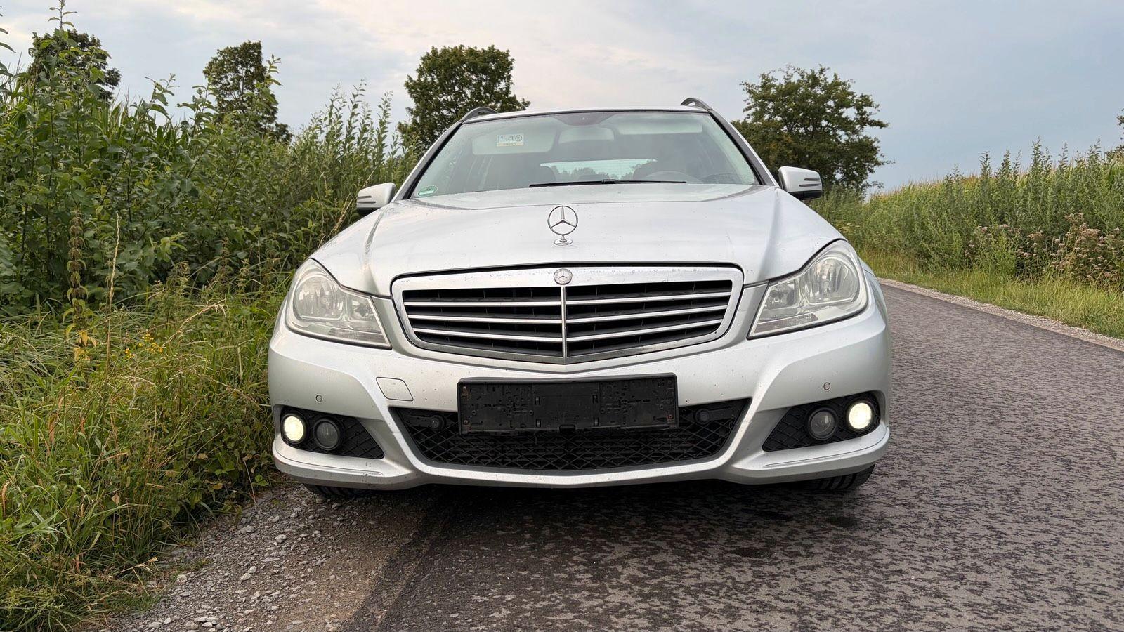 Mercedes-Benz E220 2014 — photo 5