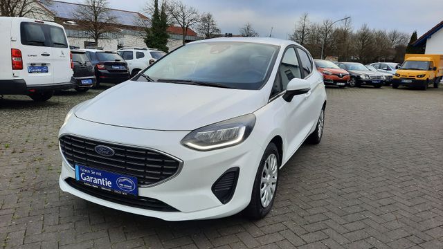 Ford Fiesta Titanium     *EINPARKHILFE/SITZEHIZUNG*