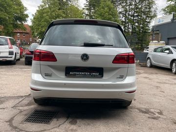 Volkswagen Golf - 8