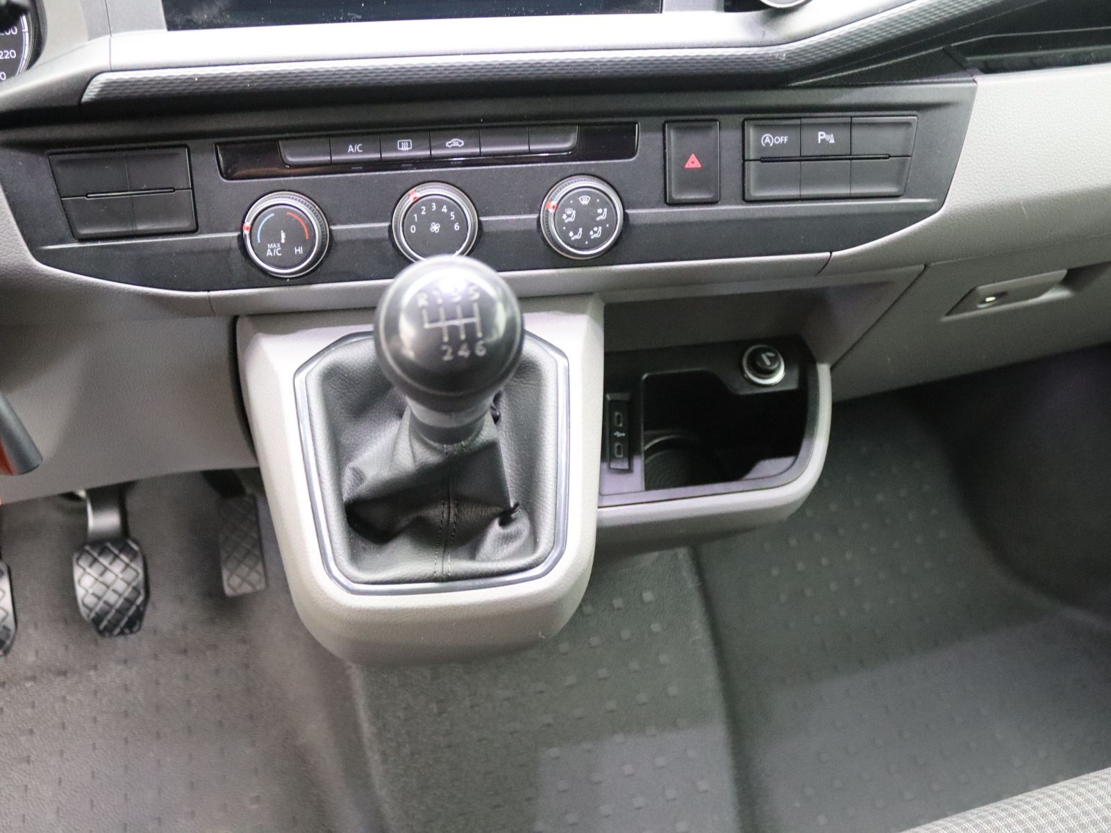 Volkswagen T6 Kombi - Bild 19