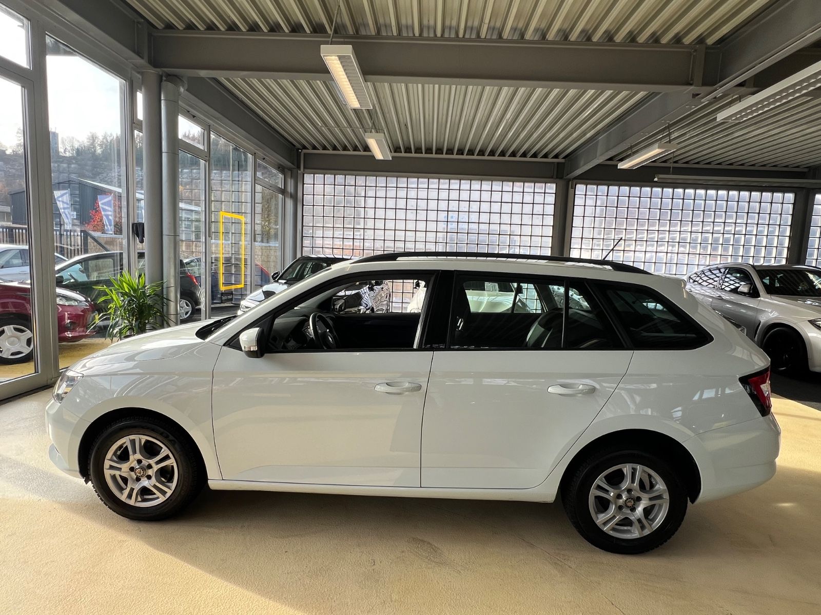 Fahrzeugabbildung SKODA Fabia Combi Active * TÜV/AU NEU * 2.HAND *