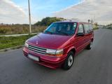 Chrysler Top gepflegt, rostfrei Plymouth Voyager 3.0 - Chrysler Voyager: 3.3