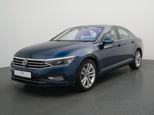 Volkswagen Passat Limousine DSG 4Motion AHK+RFKAMERA+MATRIX