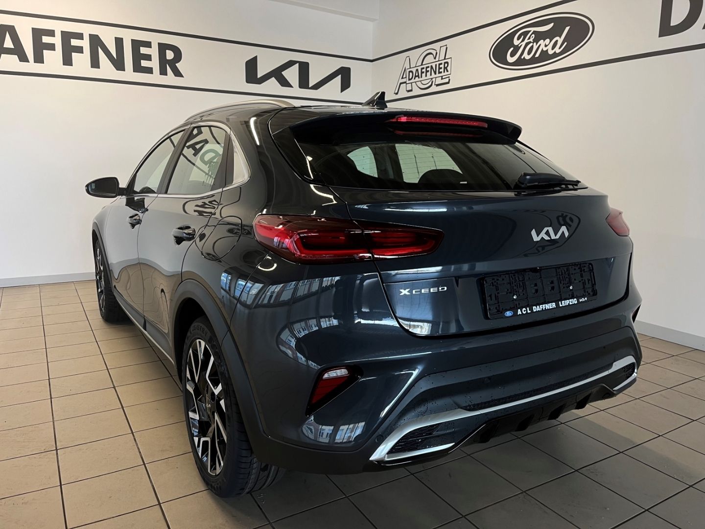 Fahrzeugabbildung Kia XCeed 1.5 T-GDI DCT Spirit JBL totWinkASS Navi
