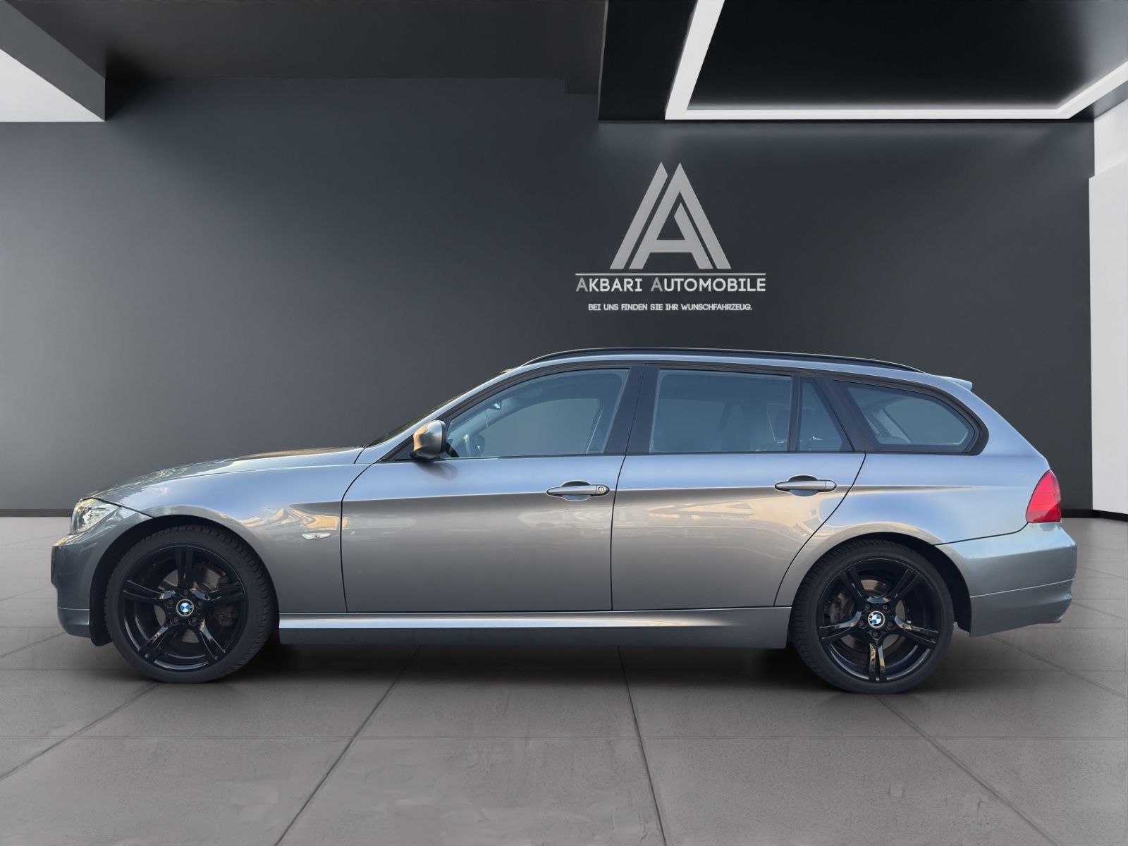 Fahrzeugabbildung BMW 320 3 Touring 320 d