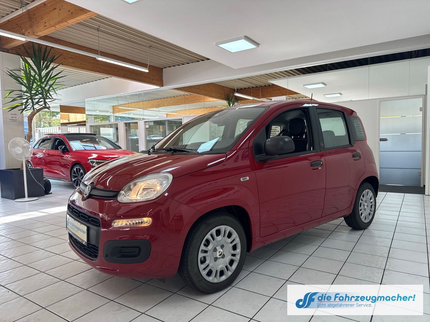 Fahrzeugabbildung Fiat Pandina Hybrid Icon Tempomat Digitales Cockpit D