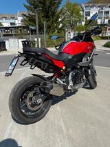 BMW F900 XR 4Pakete-Gelsitzbank-Koffer-Keyless - BMW 90