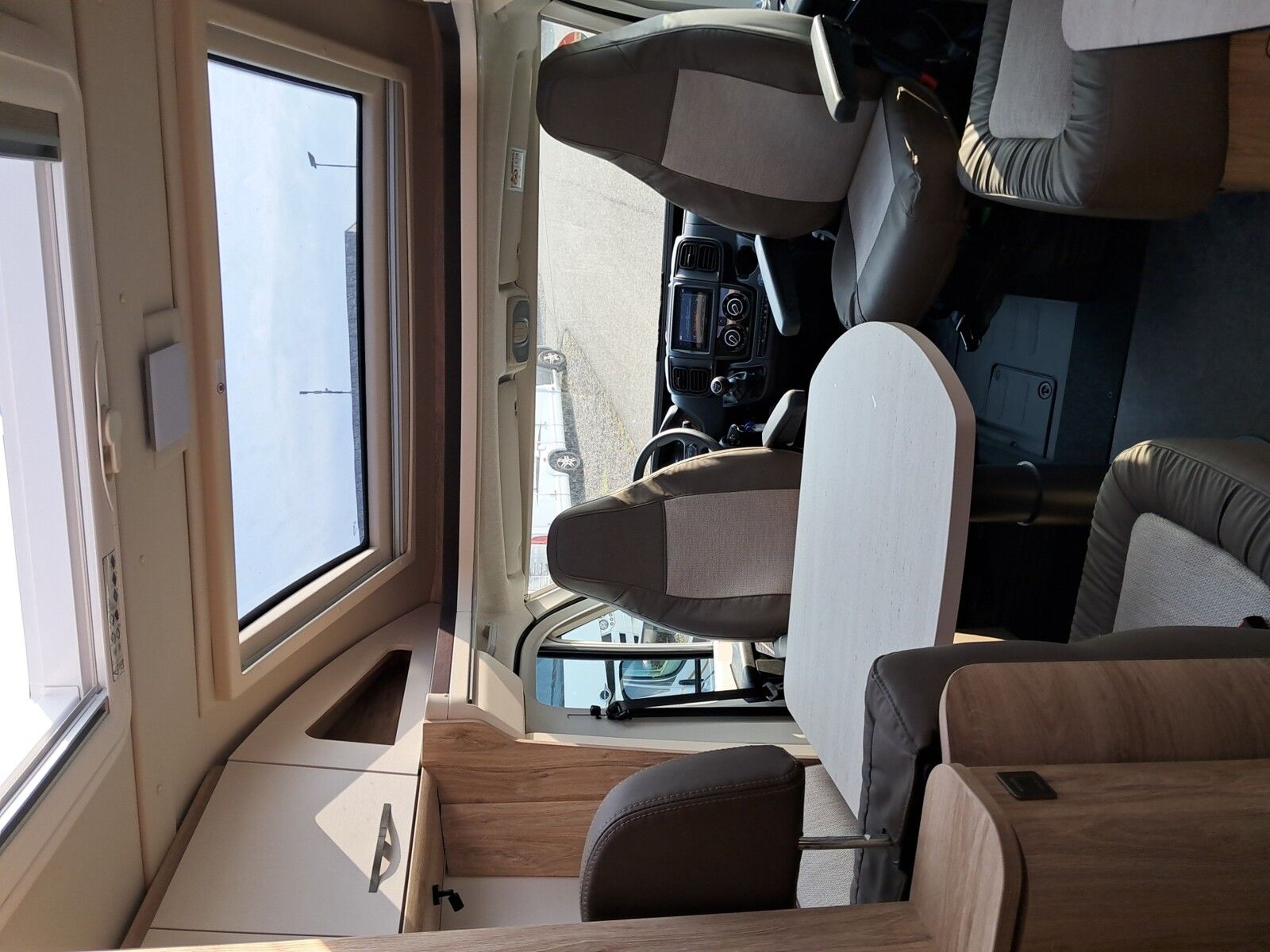 Fahrzeugabbildung Eura Mobil Profila T PT 660 EB Dachklima/Mark./Mondial