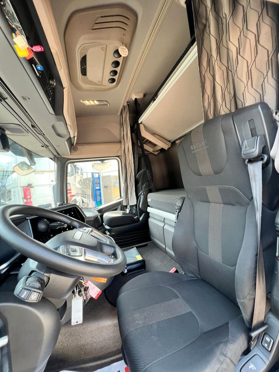 Fahrzeugabbildung DAF 3 Stück XF 480 FT NG, Intarder, Bj. 2022