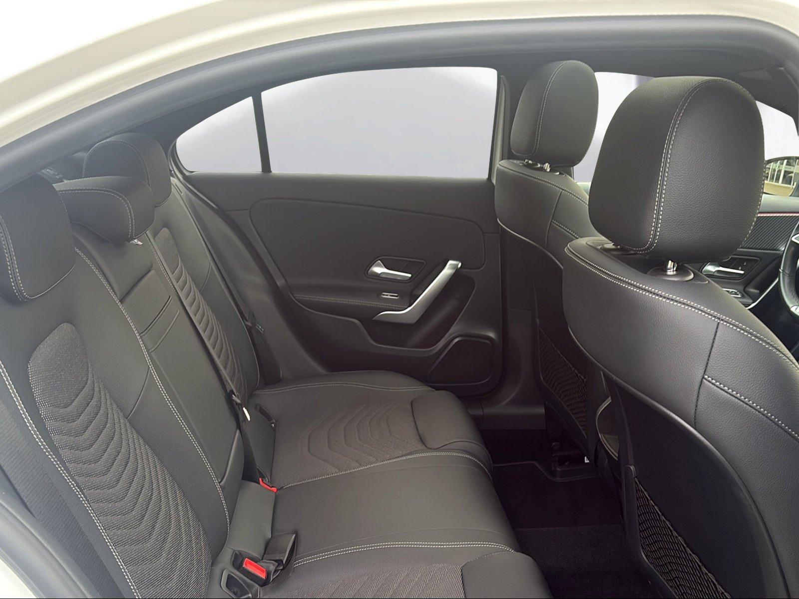 Mercedes-Benz A-Class Lim. Progressive 4M PANO RFK AHK MULTIBEAM, миниатюра 27