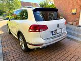 Volkswagen Touareg TDI R-LINE/Standh/AHK/360°/ACC/PANO/VOLL - Volkswagen Touareg: R Line