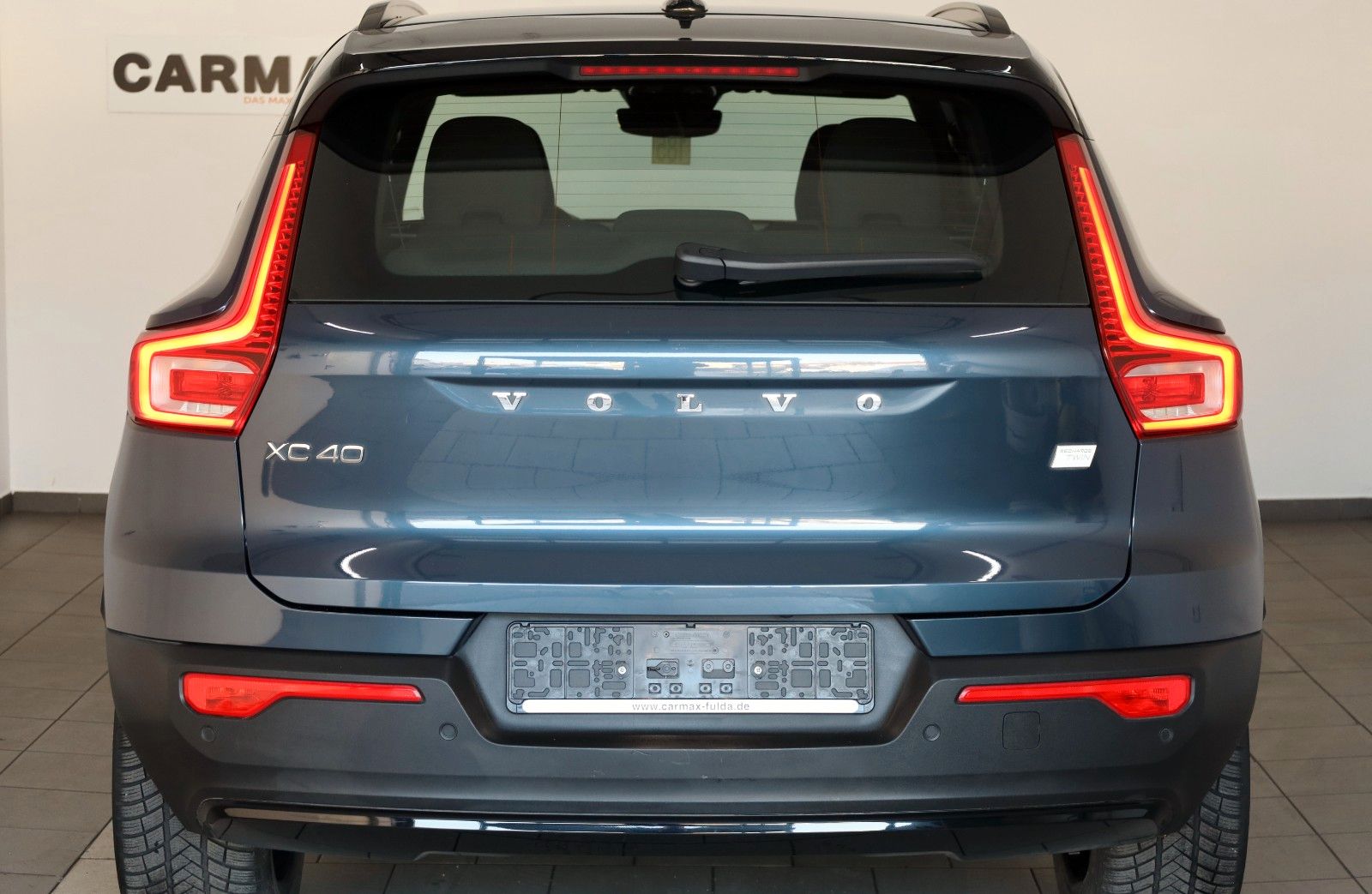 Fahrzeugabbildung Volvo XC40 Plus Recharge AWD,Navi,Kamera,SH,ACC