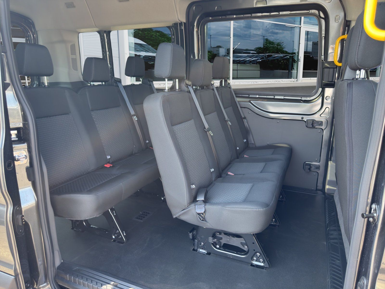 Fahrzeugabbildung Ford Transit  350 L3 Trend