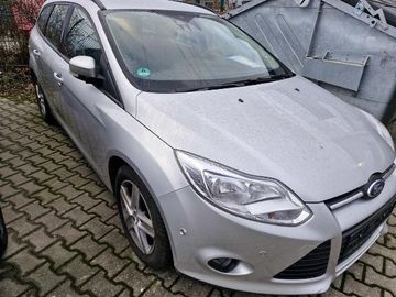 Fotografie Ford Focus Turnier 1.0 EcoBoost SYNC Edition - 8-fach