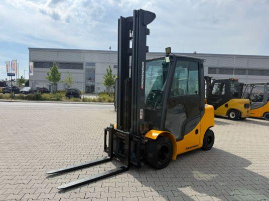 Jungheinrich DFG 430s Baujahr 2014/ Stunden 11330 HH 6500