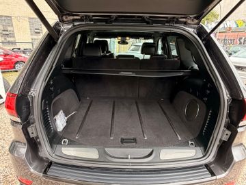 Jeep Grand Cherokee - 5
