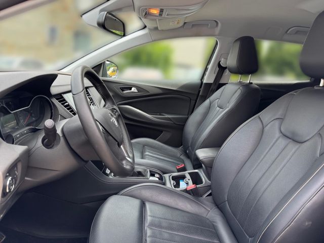 Grandland Business Innovation 1.2 Turbo LED Navi