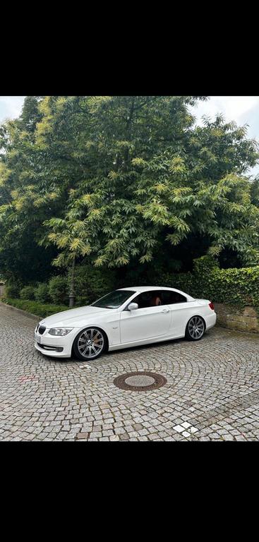 BMW 325