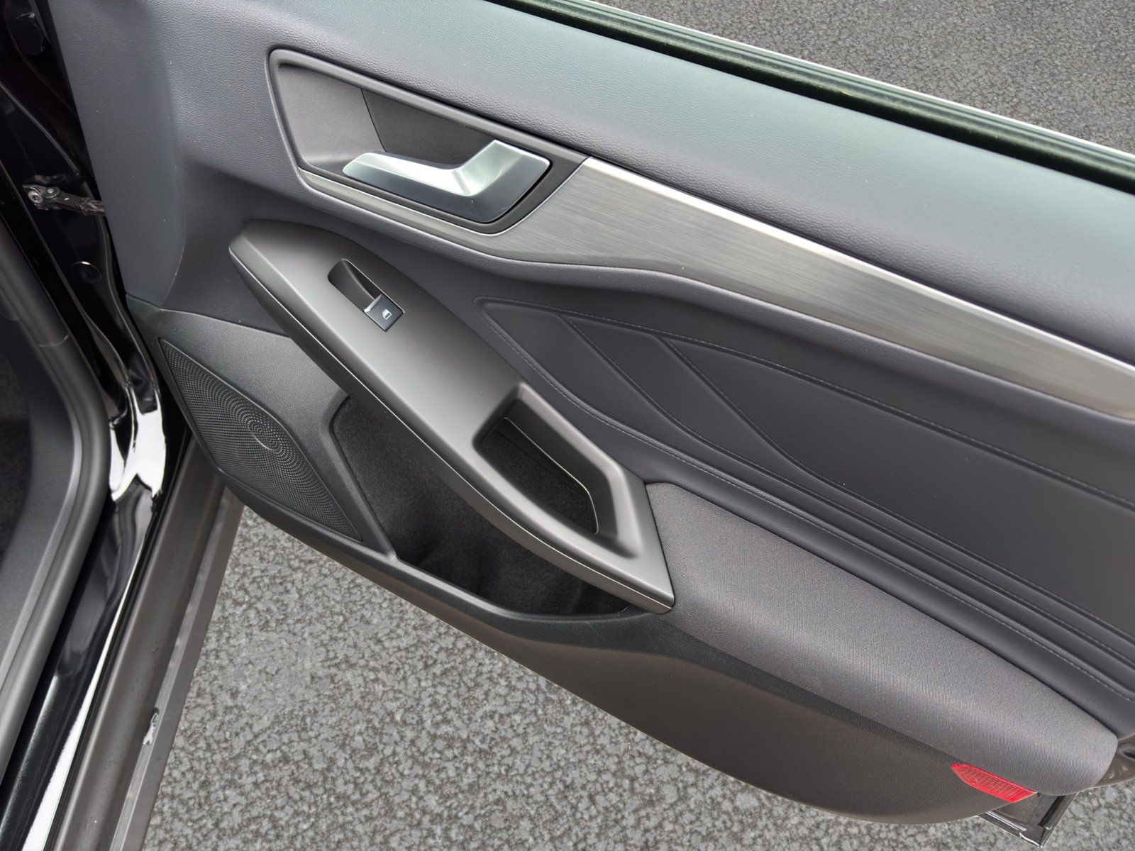 Fahrzeugabbildung Ford Focus 1.0 Ecoboost Titanium ##Easy-Parking-Paket