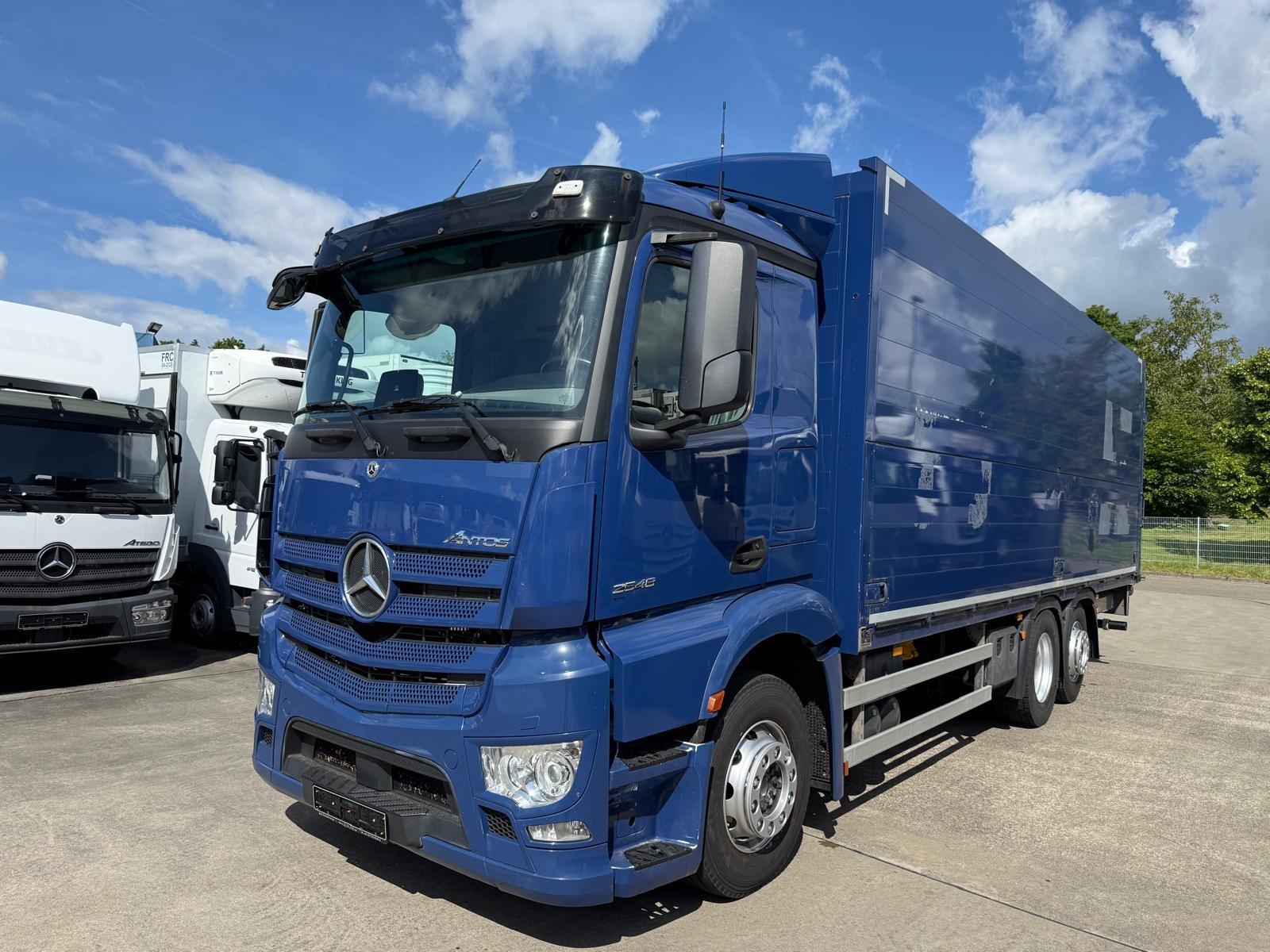 Mercedes-Benz ANTOS 2548 L Getränkekoffer 7,7 m LBW 2 T*LENK