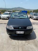 Fiat Punto 90 cat Cabrio ELX - Fiat Punto ELX mit Benzin-Antrieb