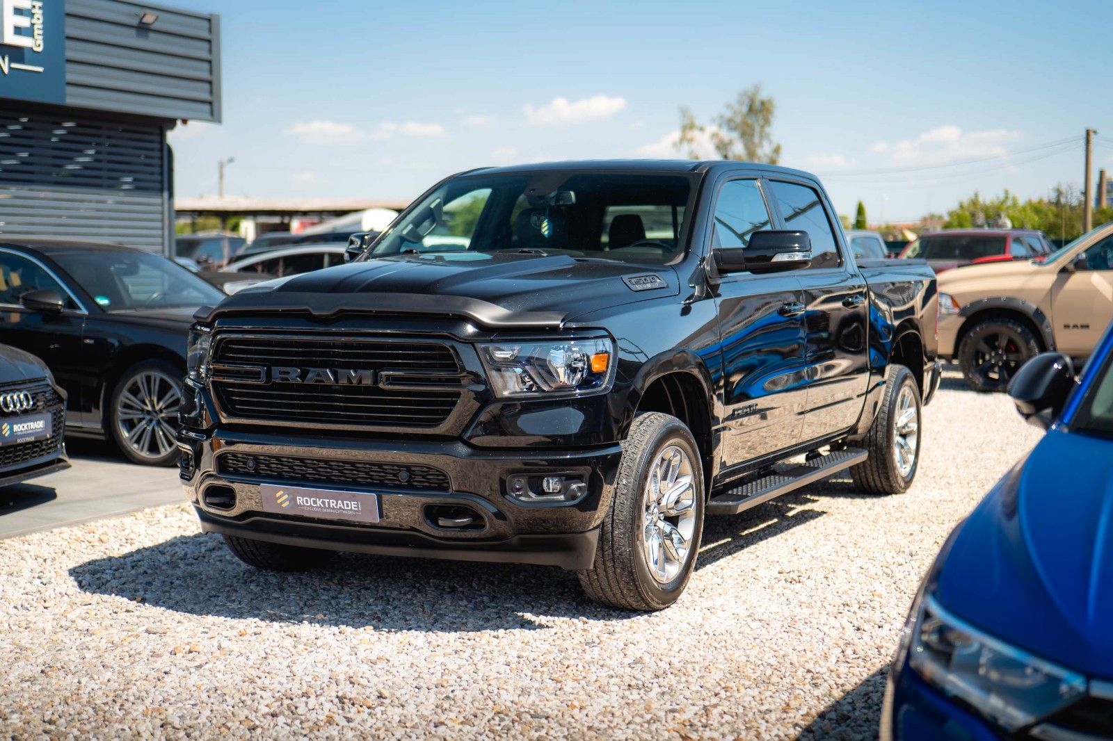 Fahrzeugabbildung Dodge RAM 5.7 V8 HEMI 4x4 BLACK *LPG 200L*Unfallfrei*
