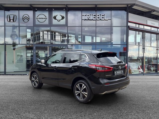 Nissan Qashqai N-Connecta 1,3 Pano*Navi*360*Kamera*LED*