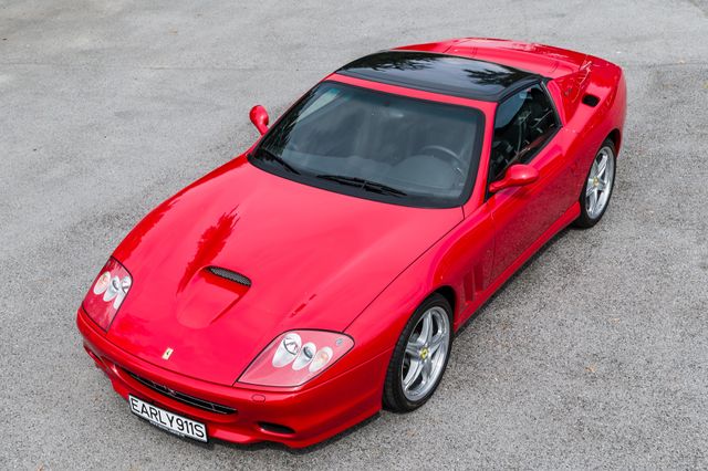 Ferrari 575 SUPERAMERICA F1 549km