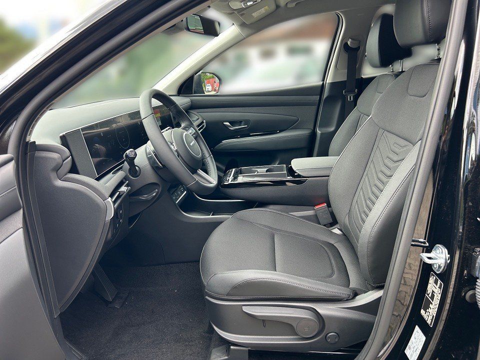 Fahrzeugabbildung Hyundai TUCSON HEV MY25 1.6T AT TREND KRELL+NAV+LED+SHZ+