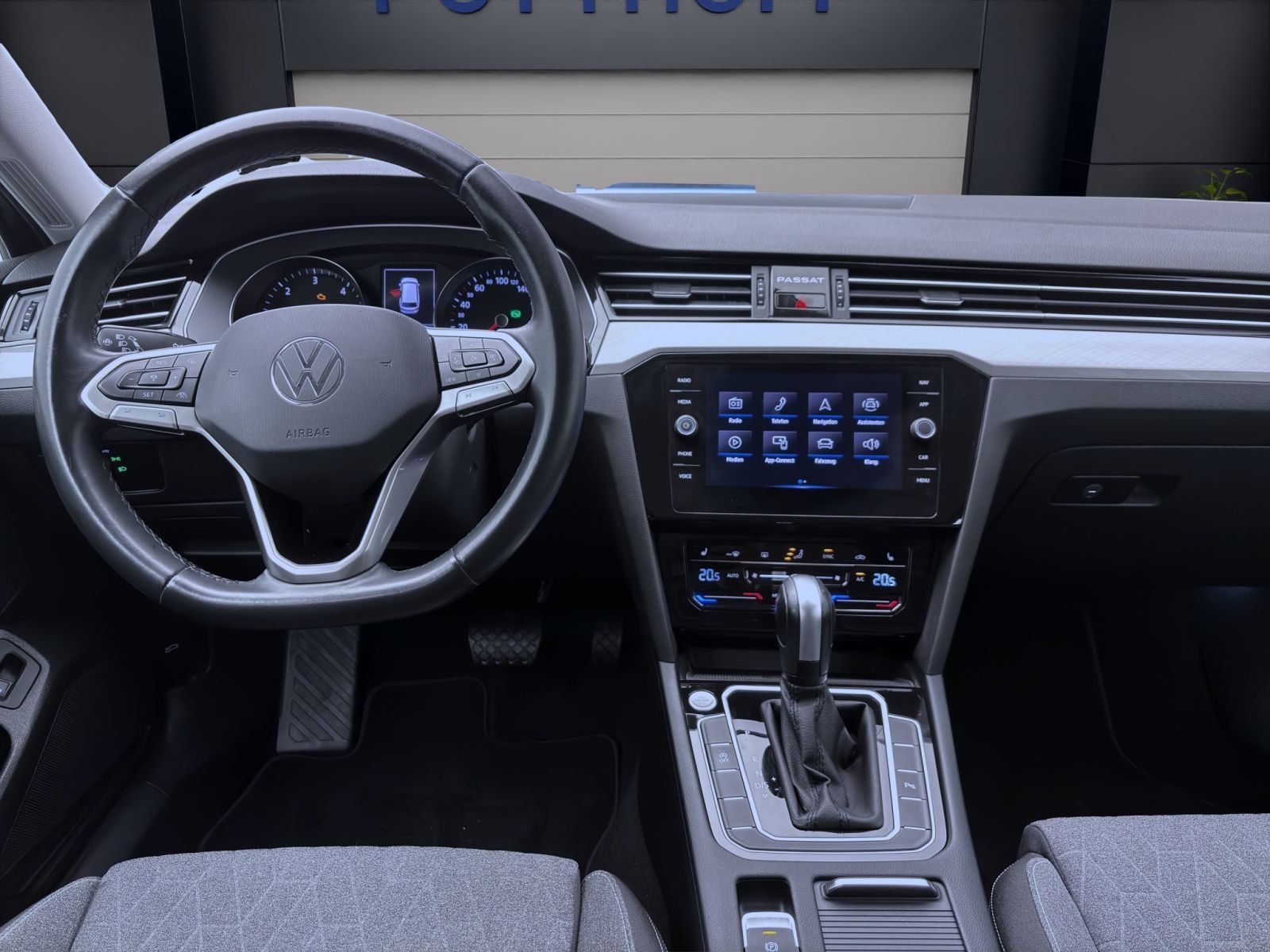 Volkswagen Passat Variant - Bild 14