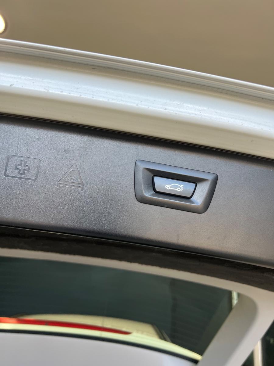 BMW 520 2014 — photo 11