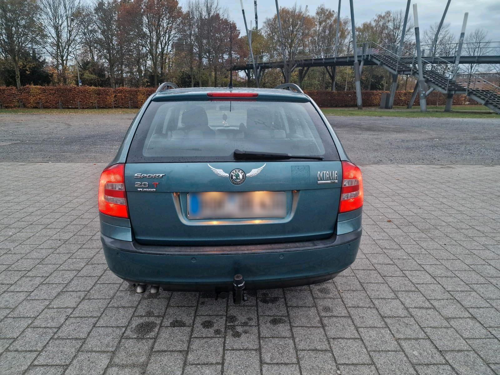 Skoda Octavia 2006 — engine 105 HP (77kW)