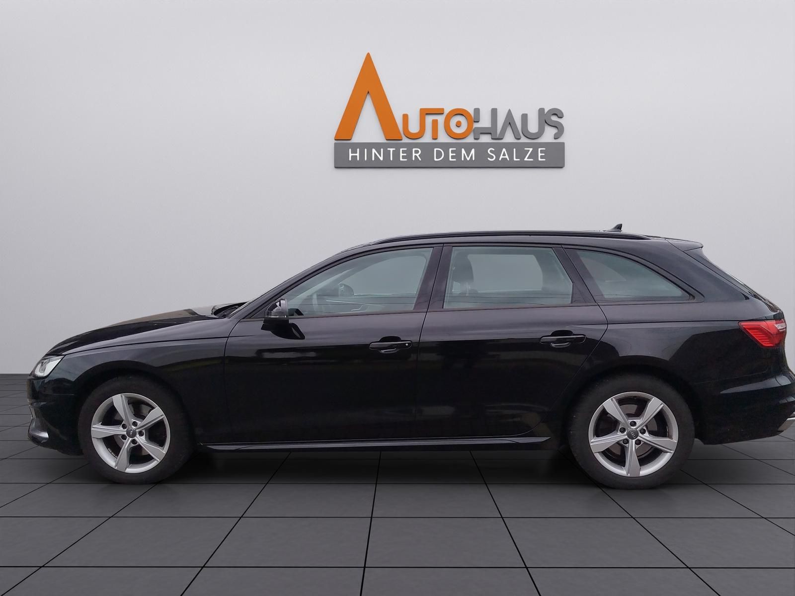 Audi A4 2.0 16V TDI |STHZG|NAVI|AHK|KAM|CARPLAY imagem 3