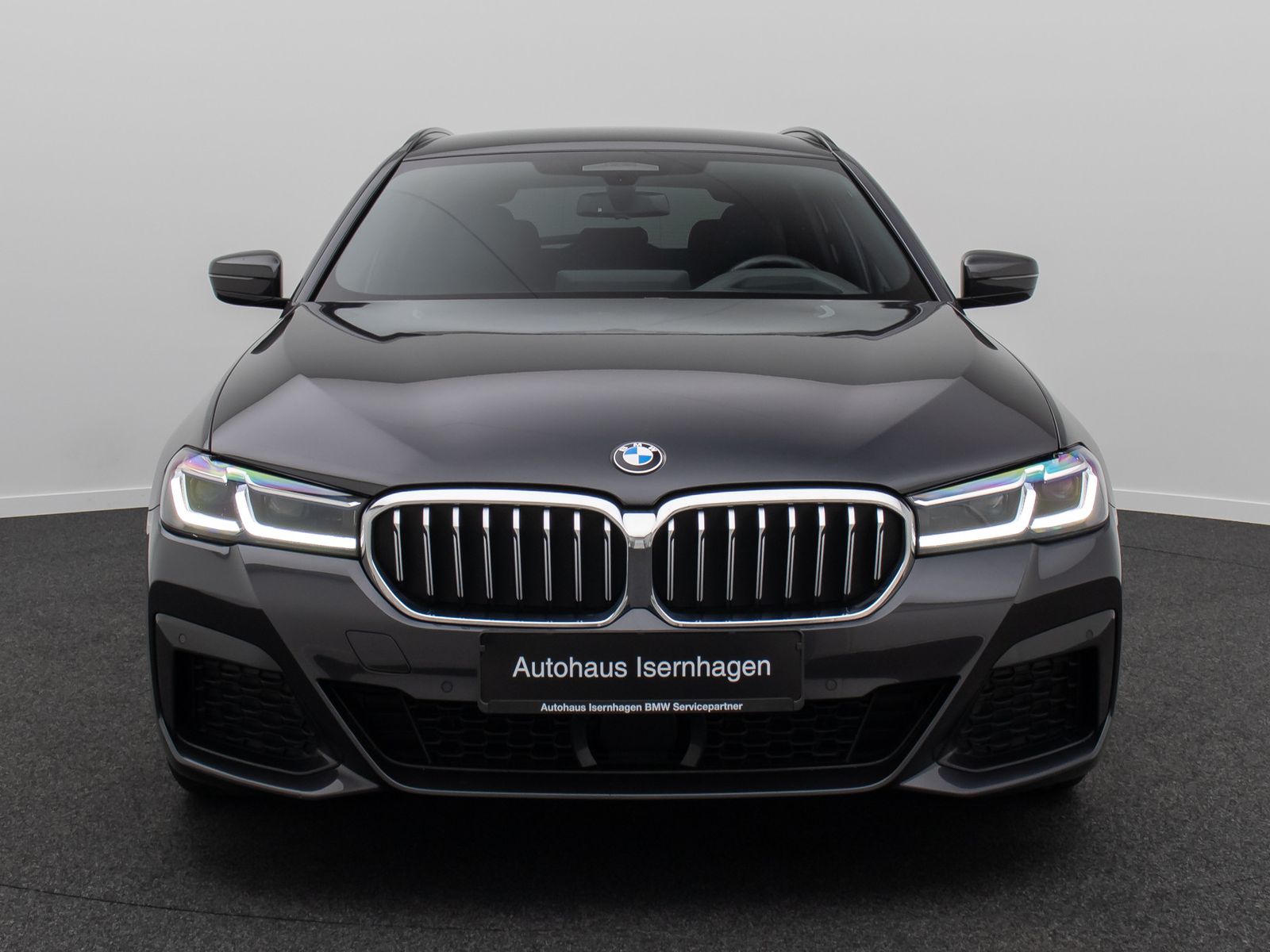 Fahrzeugabbildung BMW 520d M Sport Laser AHK HUD DAB Kamera Komfort