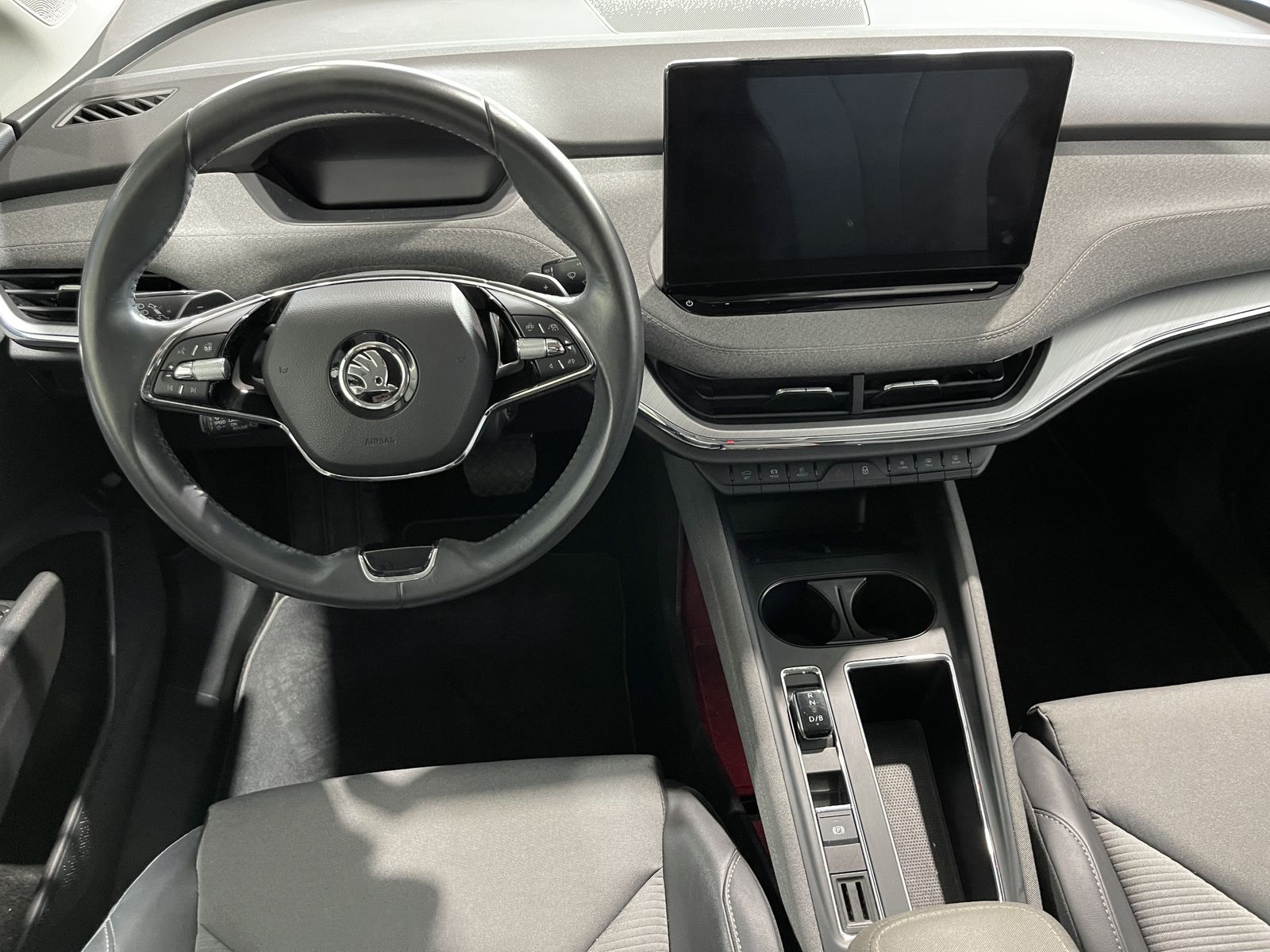 Fahrzeugabbildung SKODA Enyaq 60 Loft*LED-Matrix*Cam*WP*Navi*21Zoll*